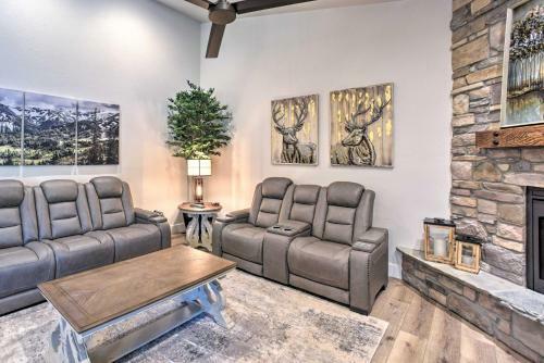 Tree-lined Florissant Home With Mountain Views!