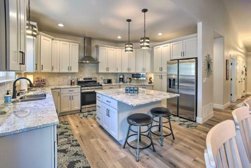 Tree-lined Florissant Home With Mountain Views!