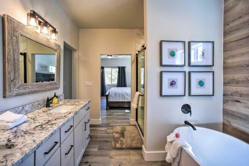 Tree-lined Florissant Home With Mountain Views!