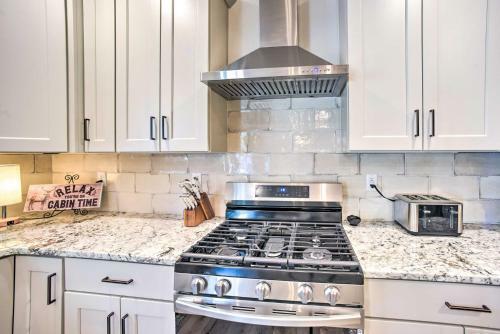 Tree-lined Florissant Home With Mountain Views!