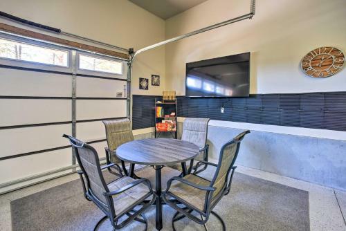 Tree-lined Florissant Home With Mountain Views!