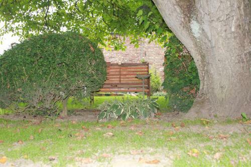 Bed & Breakfast A L'ombre Du Noyer