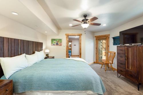 Apartamento 8201 Mill Creek - Private Hot Tub! Condo
