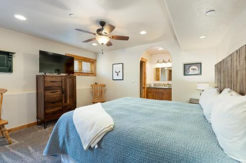 Apartamento 8201 Mill Creek - Private Hot Tub! Condo