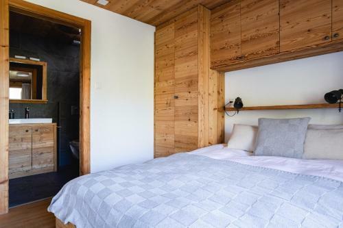 Fabulous Luxury Spa Chalet W. Jacuzzi Sauna