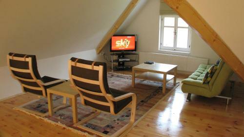 Station House Loft Apartment