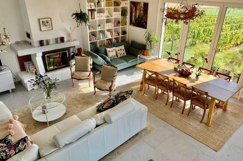 Stunning 6-bed Villa In Etoy