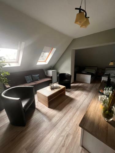 Hostal Penzion Horal