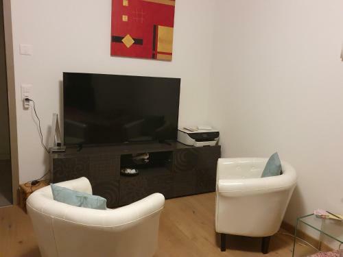 Chambre Aux Bord De L'areuse