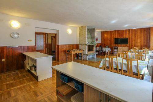 Hostal Penzion Na Ml�n?