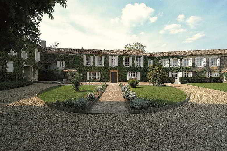 Hotel Relais Du Silence Domaine Du Ch�telard