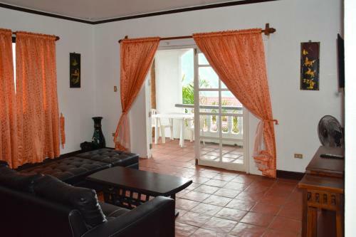 Hotel Isla Bonita Beach Resort