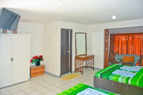 Hotel Isla Bonita Beach Resort