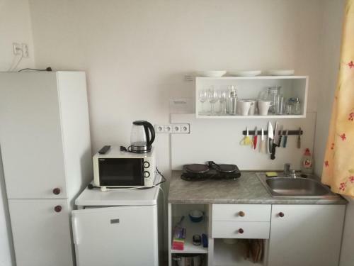 Hostal Penzion Nad Jezerem