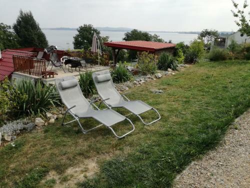 Hostal Penzion Nad Jezerem