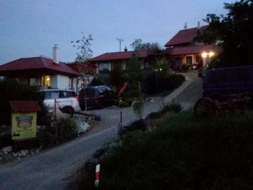 Hostal Penzion Nad Jezerem
