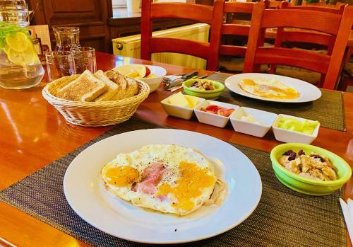 Hostal Penzion Orion