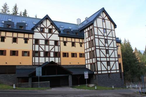 Aparthouse Javor