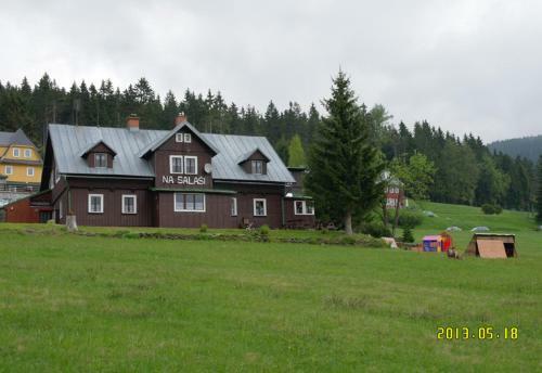 Hostal Apartmany Na Salasi