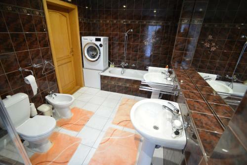 Apartment Near Lake In Pilsen