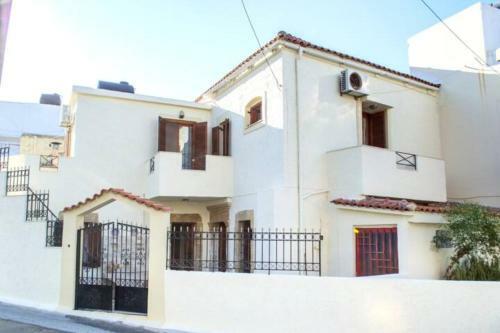 Mountains Traditional Villa Krousona