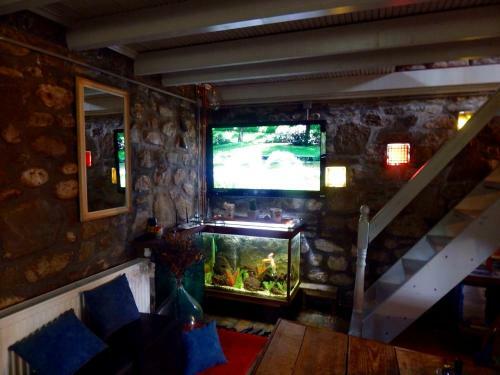 Marina's Stone Cottage