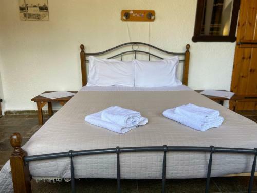 Villa Kamari-cretan Style Apartment