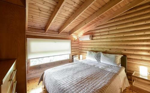 Villa Lakkia - Wooden Residence