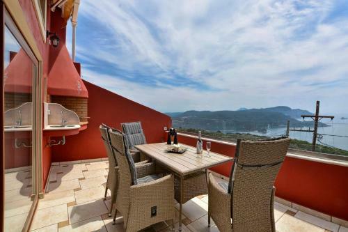 Golden Fox Villa