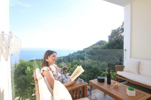 Apartamento Lakones Deluxe Suites