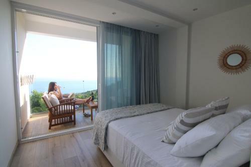 Apartamento Lakones Deluxe Suites