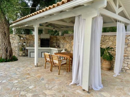 Villa White Orchard