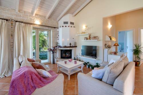 Stone Pool Villa Alina With Seaview By Konnect