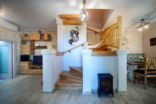 Villa Family's Nest