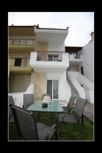 Kryopigi Home 2