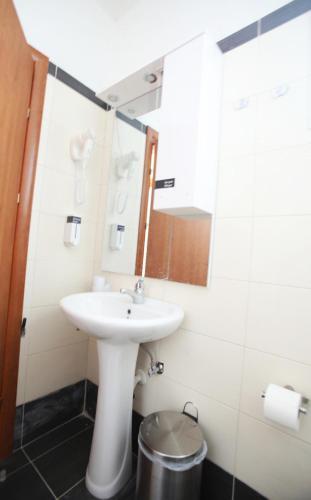 Kryopigi Home 2