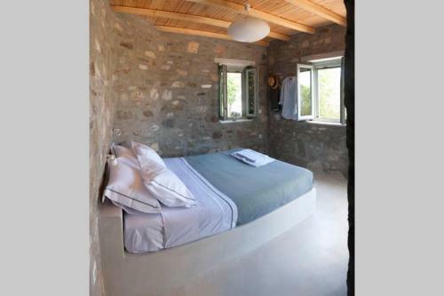 Exquisite Estate, Serene Environment