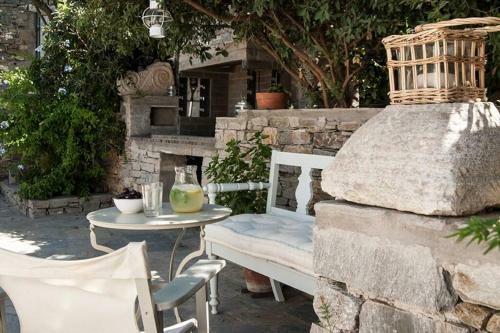 Exquisite Estate, Serene Environment