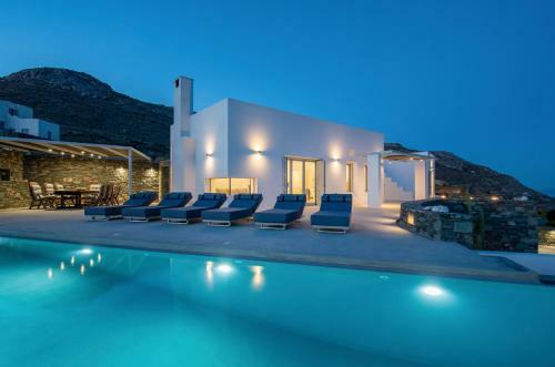 Villa Nites