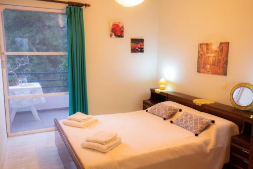 Lykoporia Beach Apartments