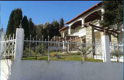 Villa Paradisos
