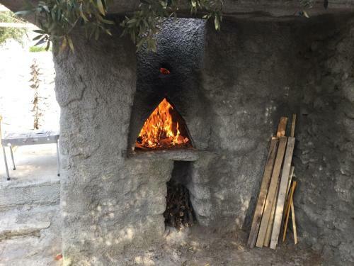 The Old Stove House