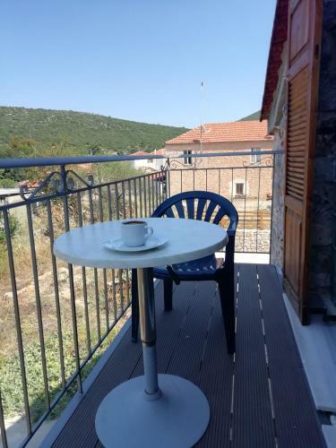 Tsitalia Cottage House