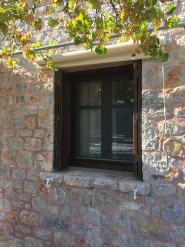Apartamento Leonidio Rock Climbing House