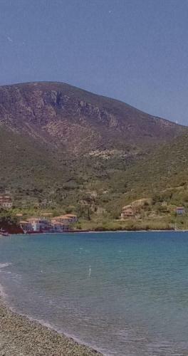 Hostal Manoleas Rooms To Let