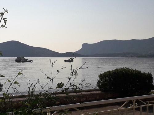 Kalos Gialos Sunrise Apartment