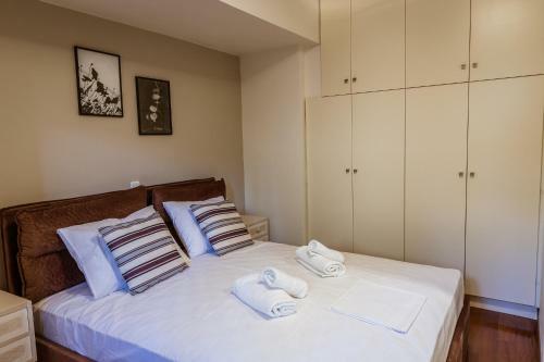 Cactus Maisonette Near Airport