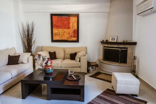 Cactus Maisonette Near Airport