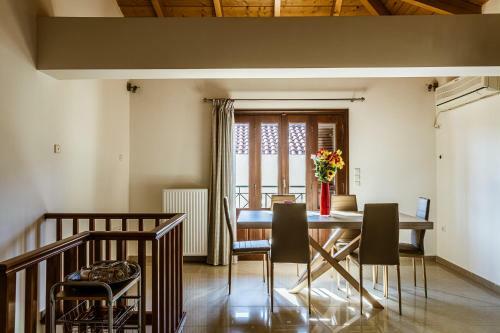 Cactus Maisonette Near Airport