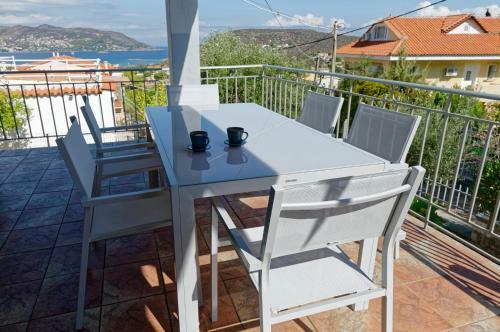 Avlaki Getaway Villa